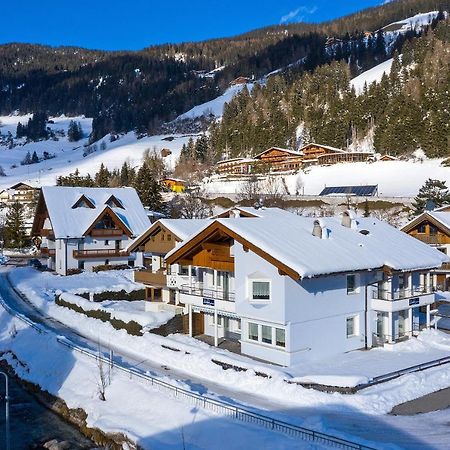 Appartments Lercher Irma San Candido Esterno foto