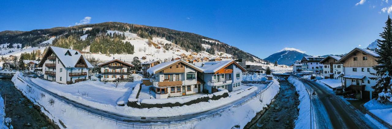 Appartments Lercher Irma San Candido Esterno foto