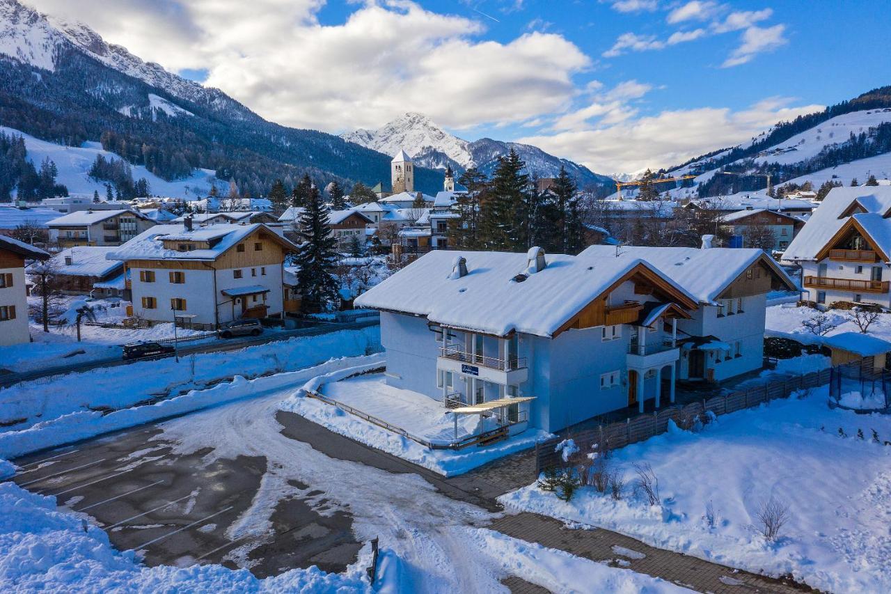 Appartments Lercher Irma San Candido Esterno foto
