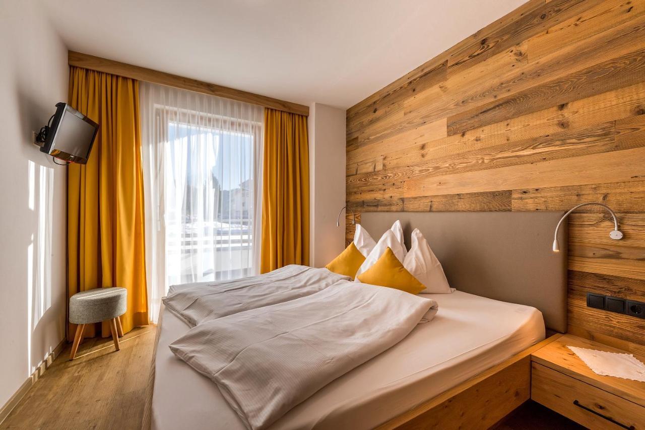Appartments Lercher Irma San Candido Esterno foto