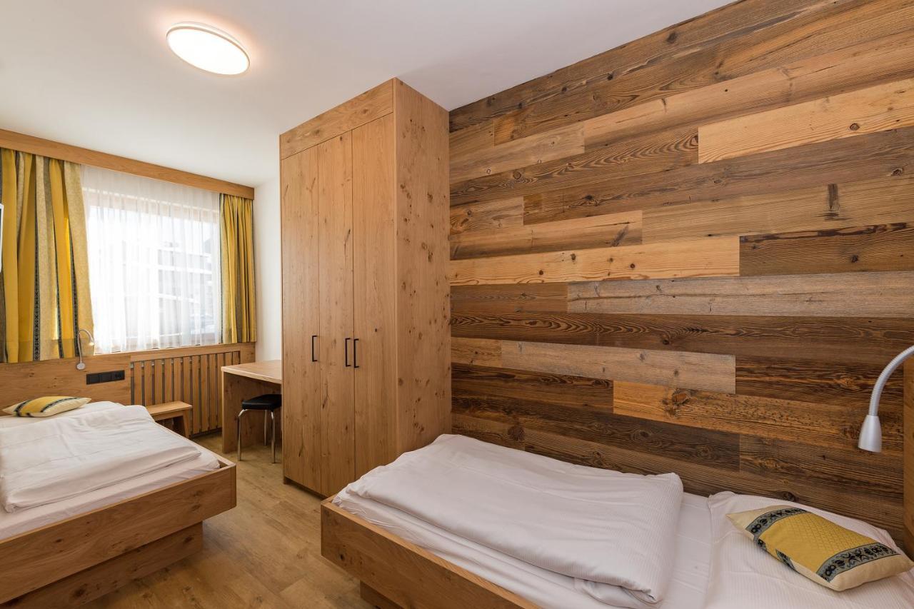 Appartments Lercher Irma San Candido Esterno foto