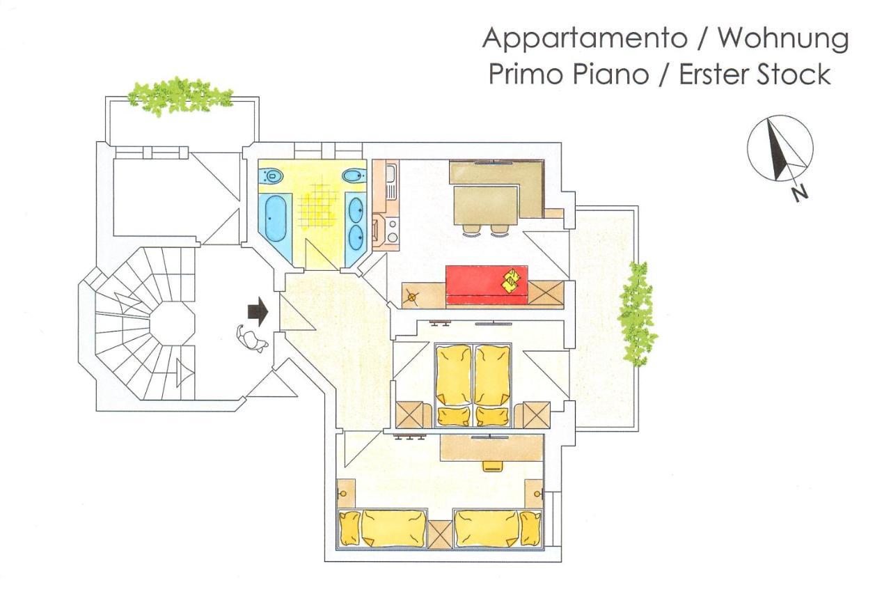 Appartments Lercher Irma San Candido Esterno foto