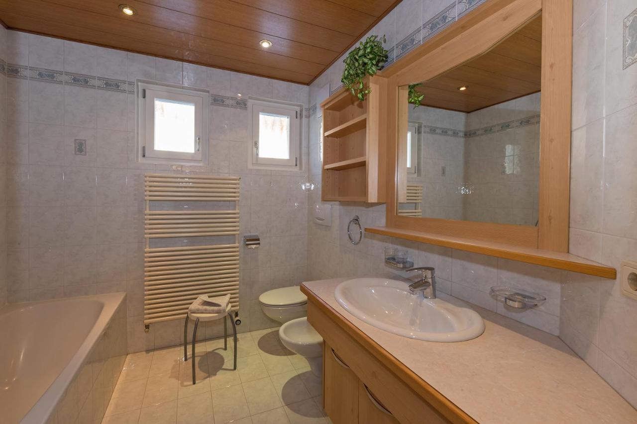 Appartments Lercher Irma San Candido Esterno foto