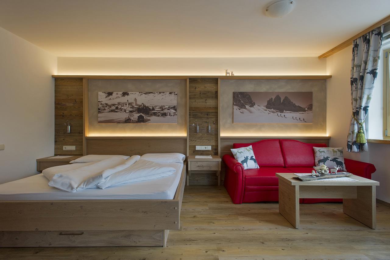 Appartments Lercher Irma San Candido Esterno foto