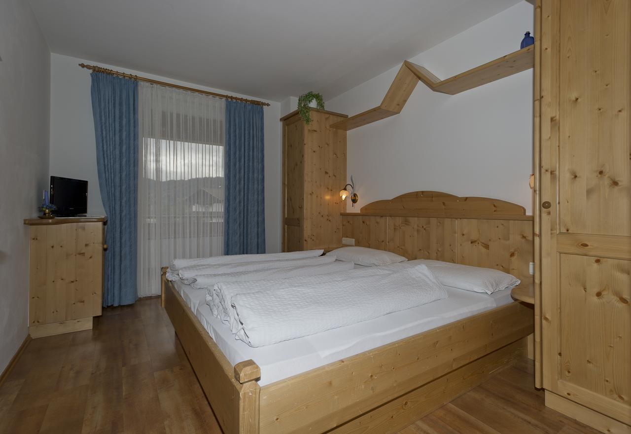 Appartments Lercher Irma San Candido Esterno foto