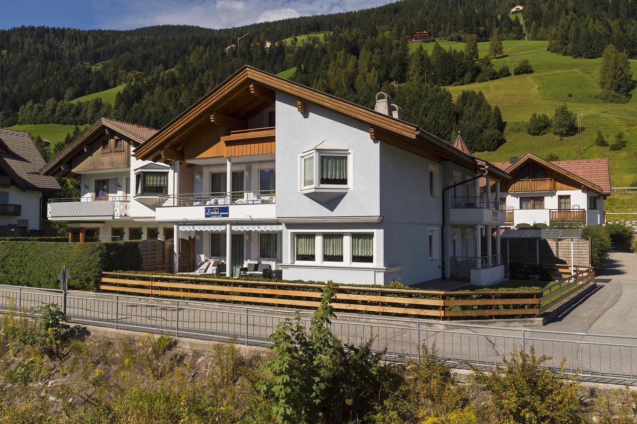 Appartments Lercher Irma San Candido Esterno foto