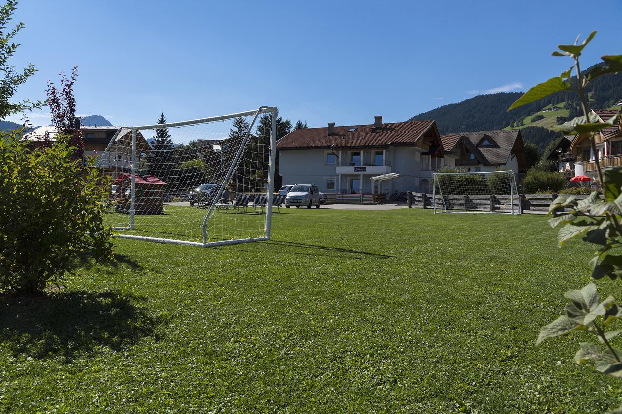 Appartments Lercher Irma San Candido Esterno foto
