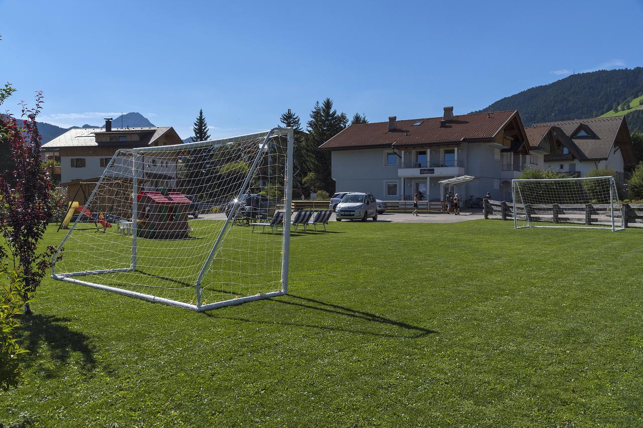 Appartments Lercher Irma San Candido Esterno foto