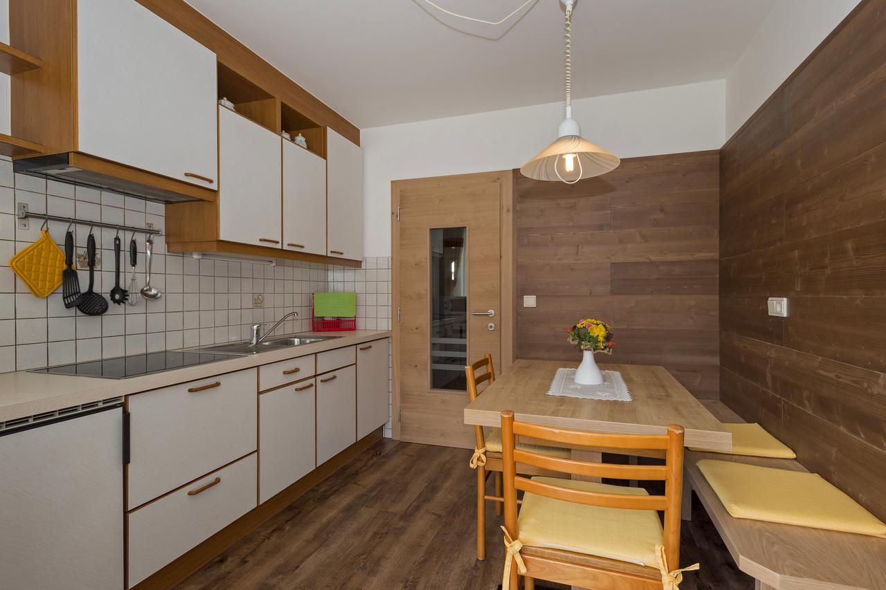 Appartments Lercher Irma San Candido Esterno foto