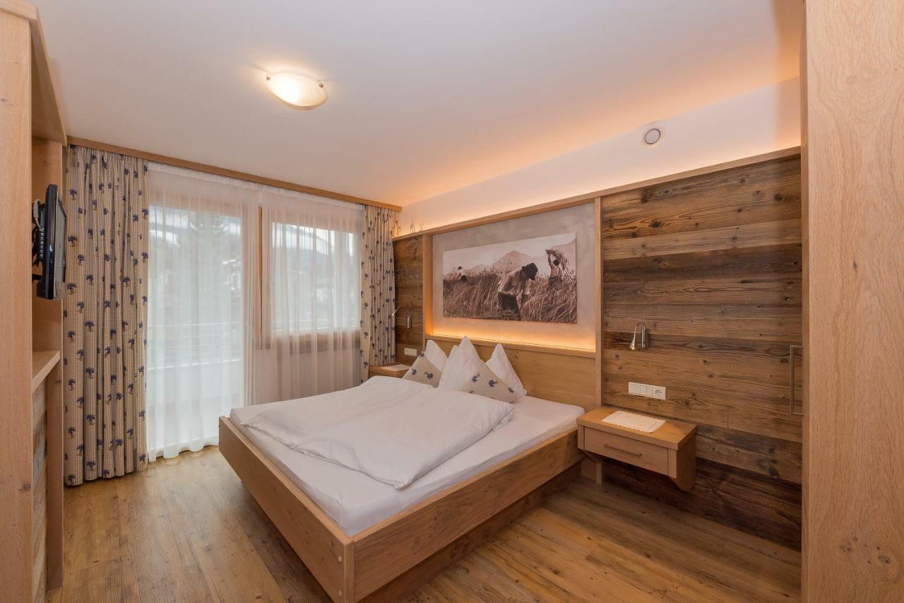 Appartments Lercher Irma San Candido Esterno foto
