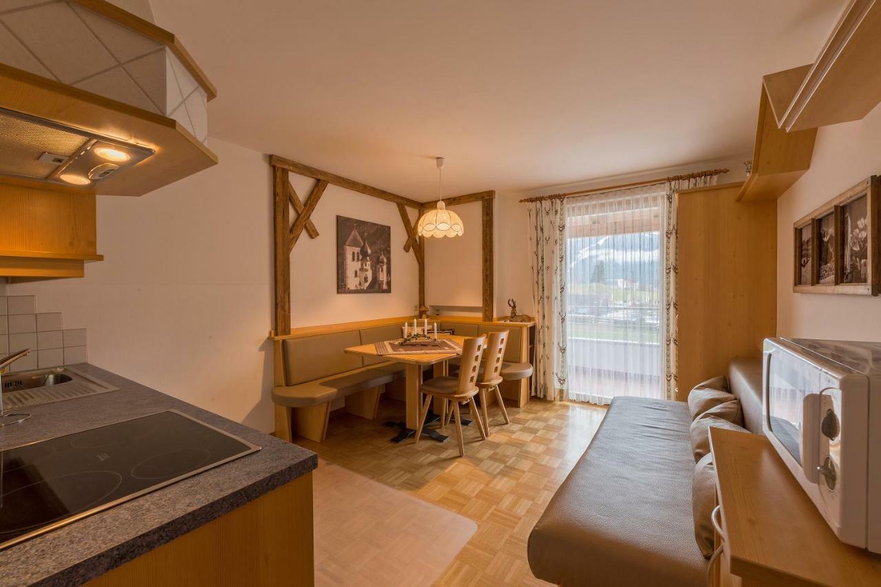 Appartments Lercher Irma San Candido Esterno foto